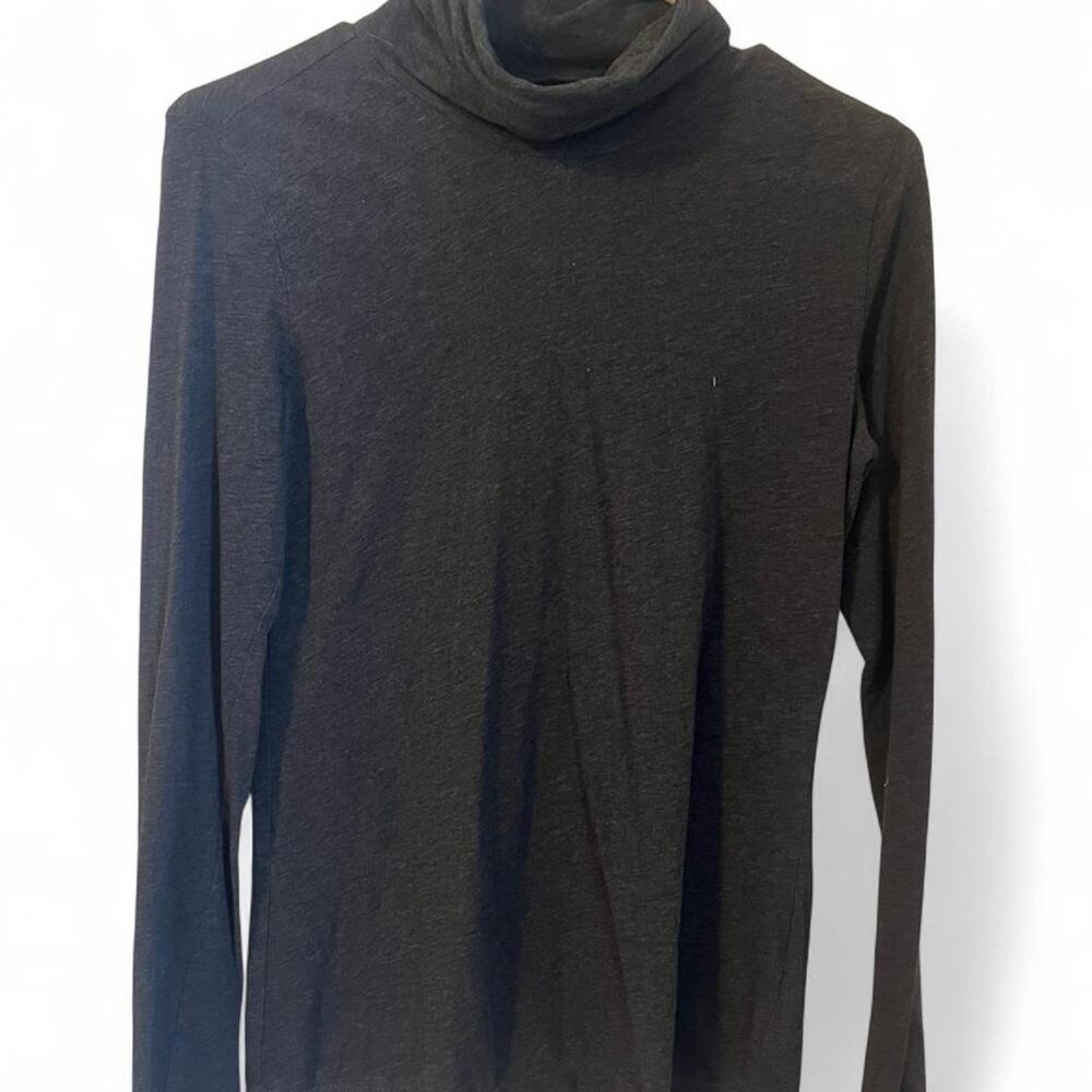 Heather grey eddie bauer turtleneck